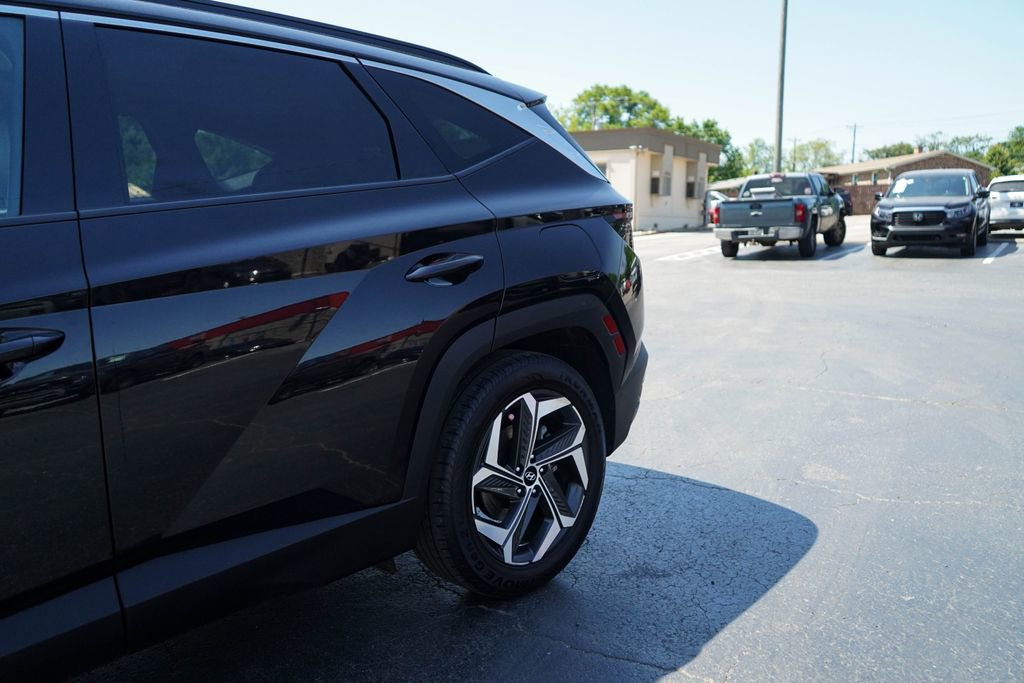 Used 2023 Hyundai Tucson Limited FWD image 19
