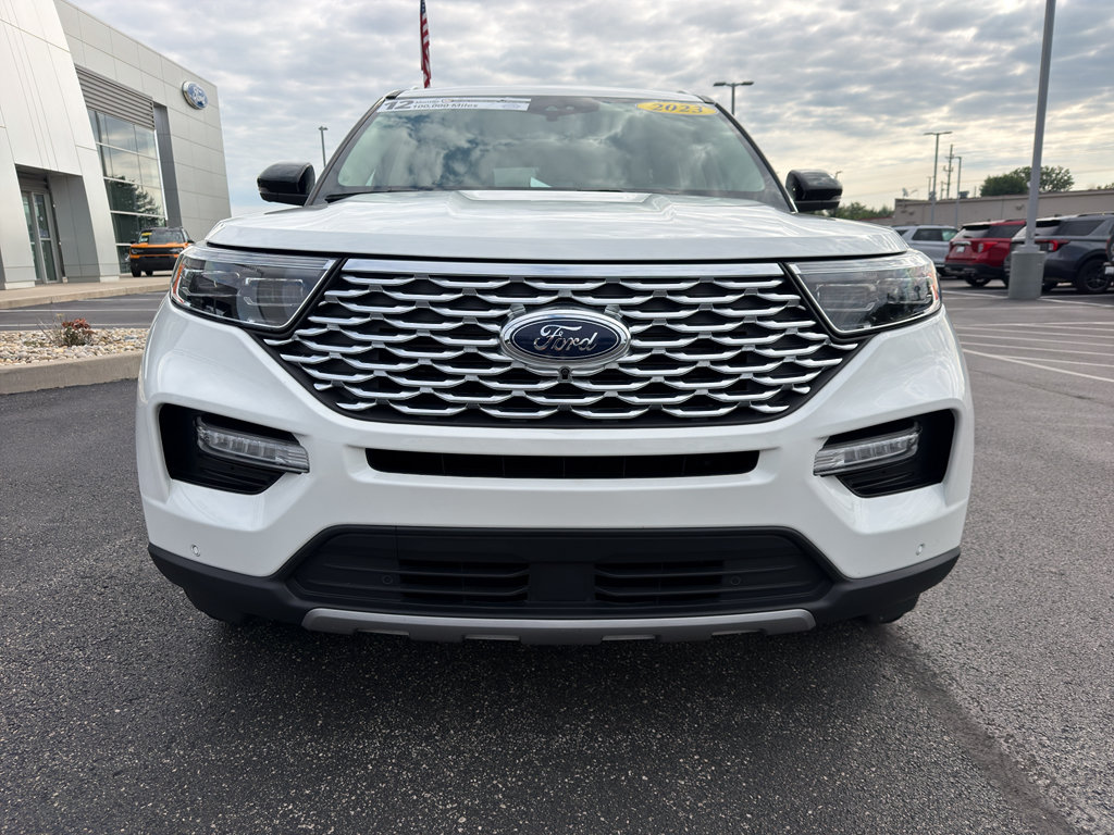 Used 2023 Ford Explorer Platinum w/ Technology Package AWD/4WD image 3
