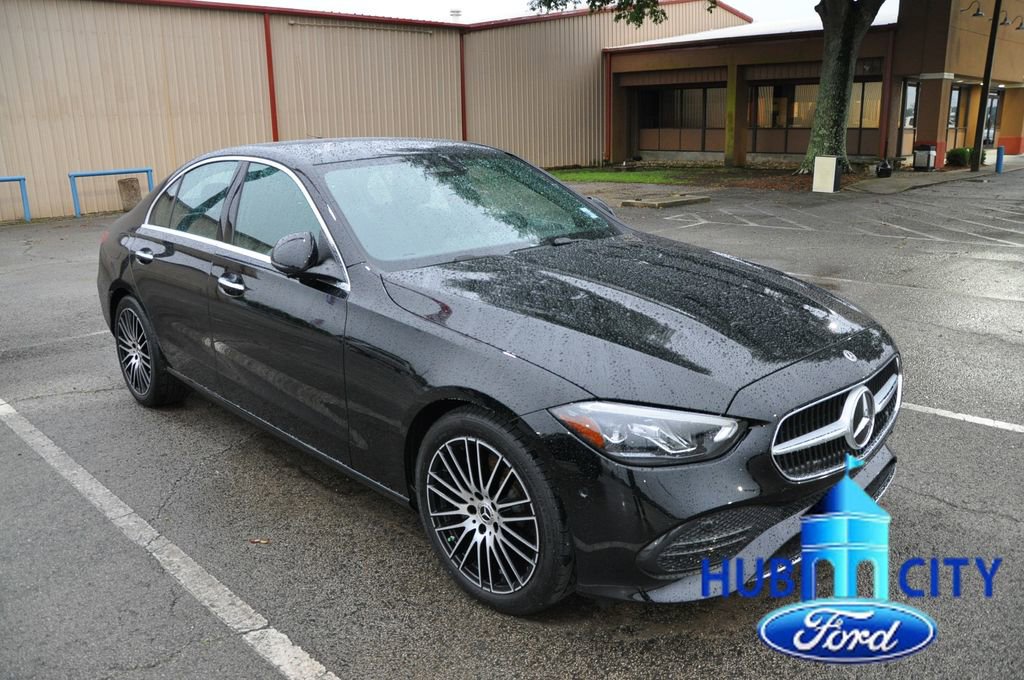 Used 2025 Mercedes-Benz C 300 Sedan image 7