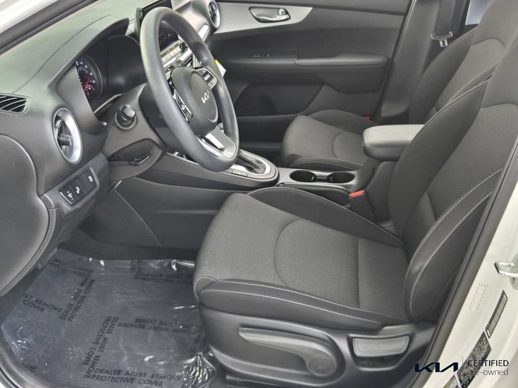 Certified 2023 Kia Forte LXS w/ LXS Technology Package FWD image 10