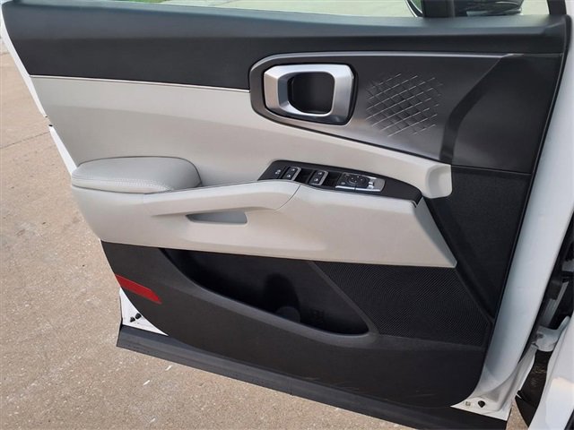 New 2026 Kia Sorento S image 18