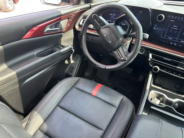 Used 2024 Chevrolet Traverse RS AWD/4WD image 25