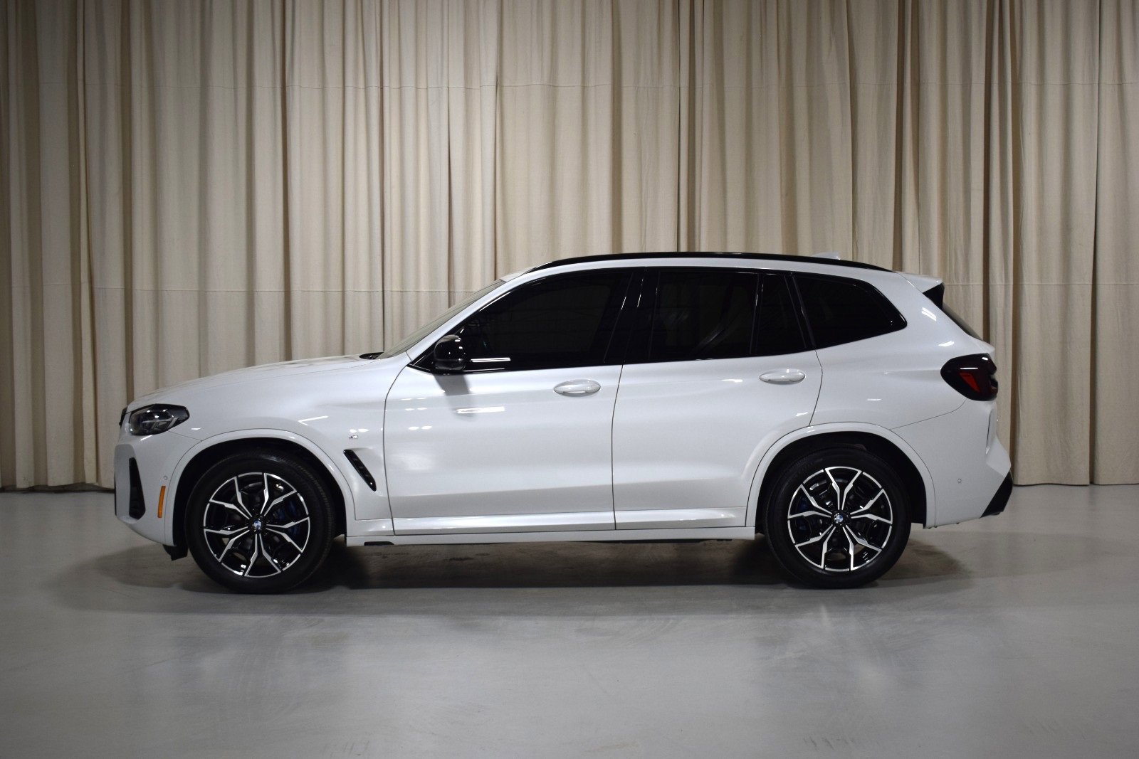 Used 2023 BMW X3 M40i image 5
