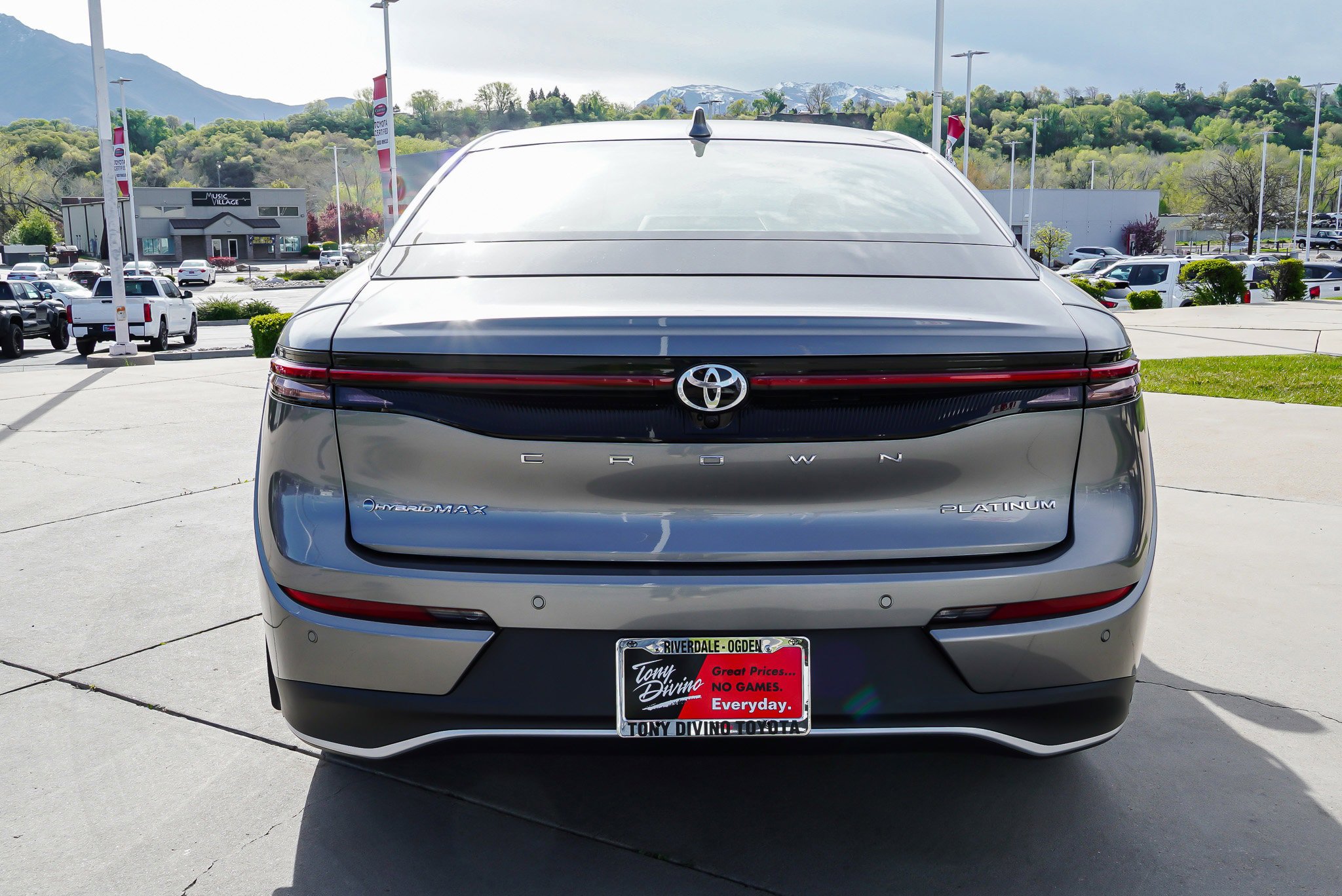 Certified 2024 Toyota Crown Platinum AWD/4WD image 7