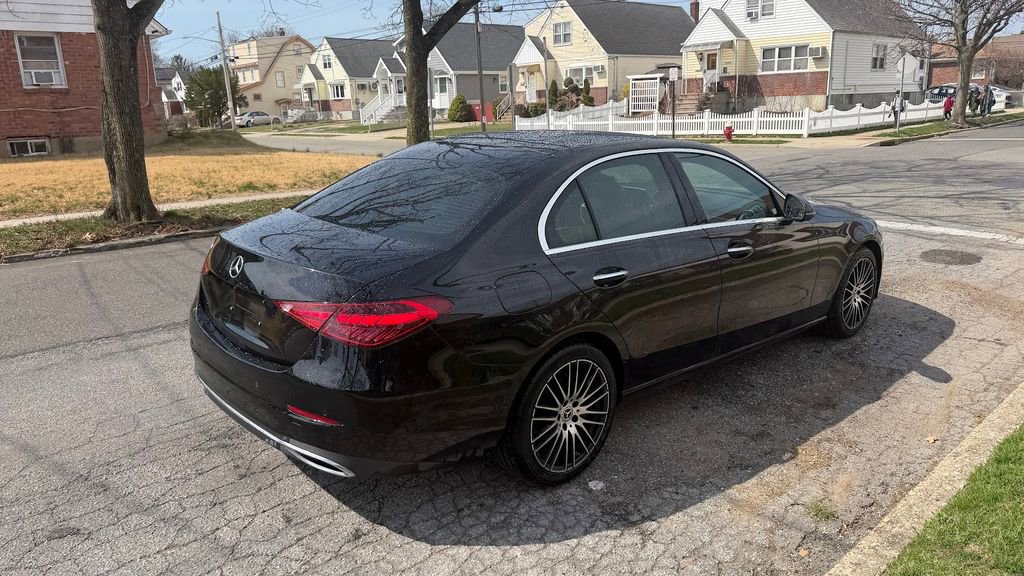 Used 2025 Mercedes-Benz C 300 Sedan image 5