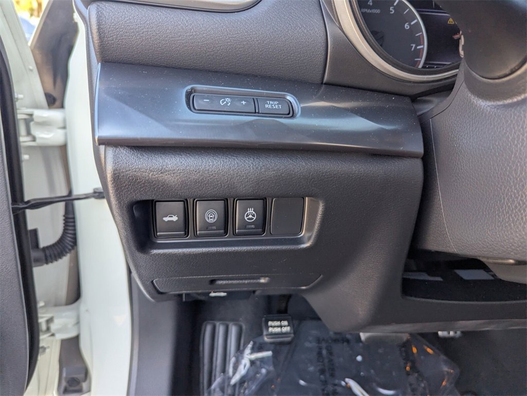 Used 2023 Nissan Maxima SR w/ Sport Mat Group image 27