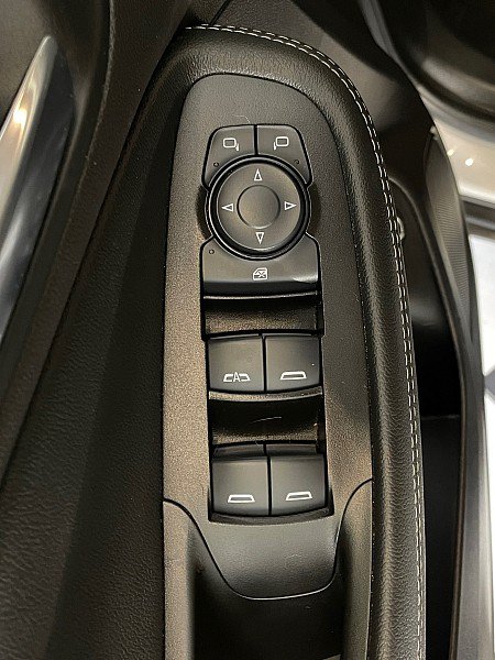 Used 2022 Buick Encore GX Essence w/ Advanced Technology Package AWD/4WD image 24