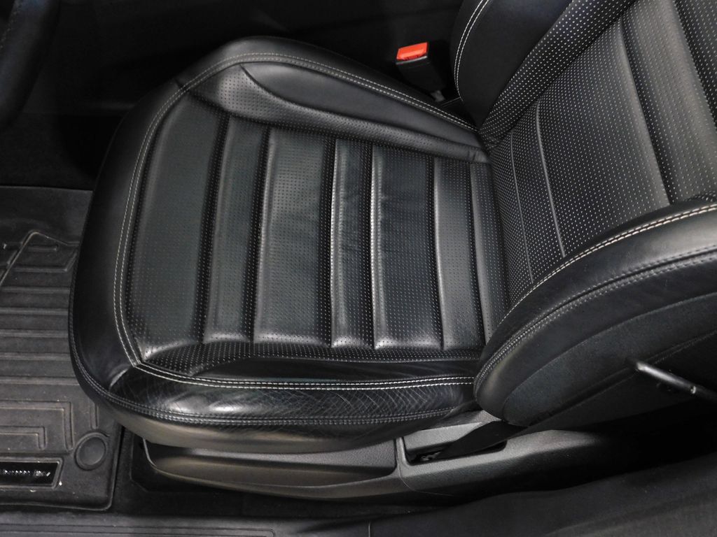 Used 2014 Mercedes-Benz ML 63 AMG 4MATIC image 31