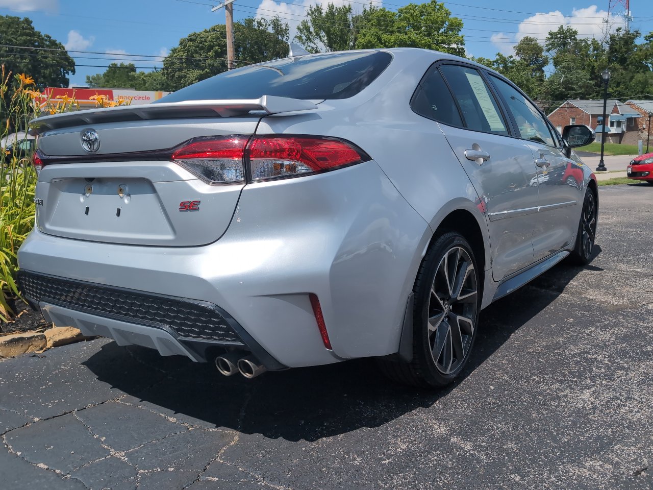 Used 2022 Toyota Corolla SE image 9