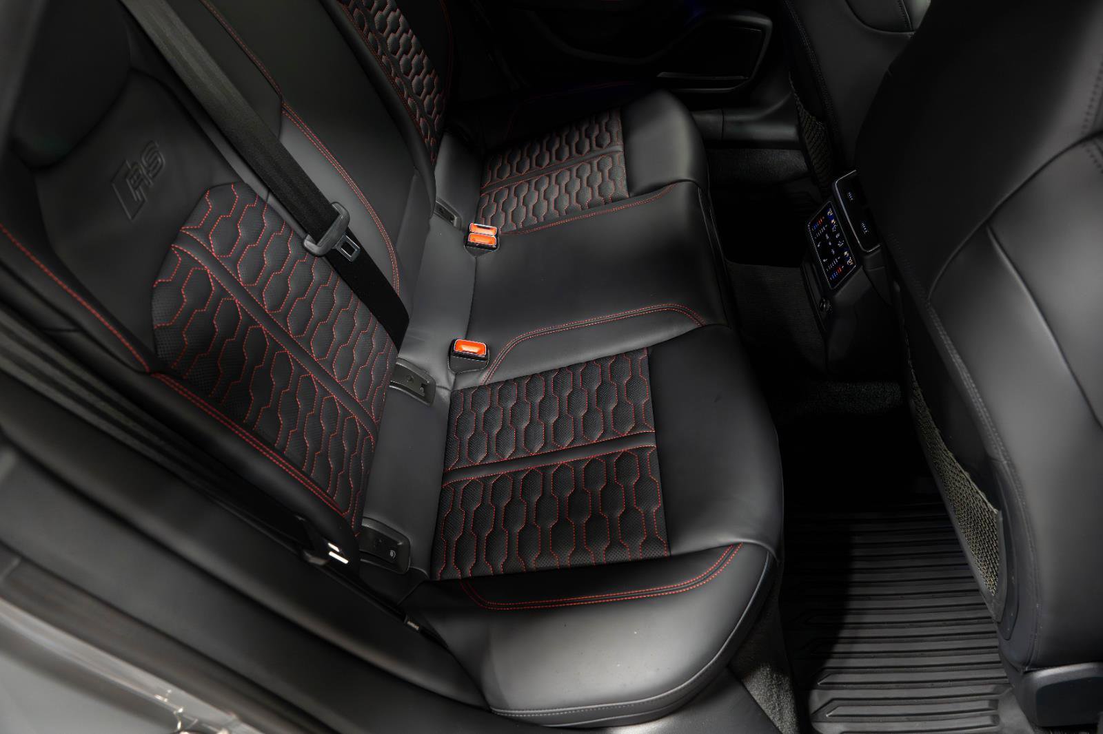 Used 2021 Audi RS 7 Sportback w/ Black Optic Package image 77