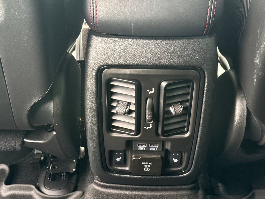 Used 2024 Dodge Durango R/T AWD/4WD image 30
