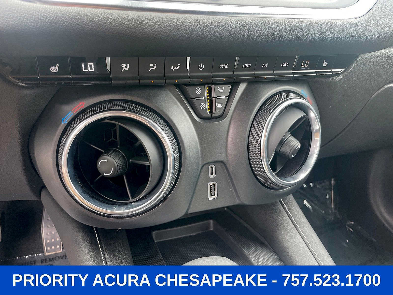Used 2024 Chevrolet Blazer LT w/ Convenience Package FWD image 20