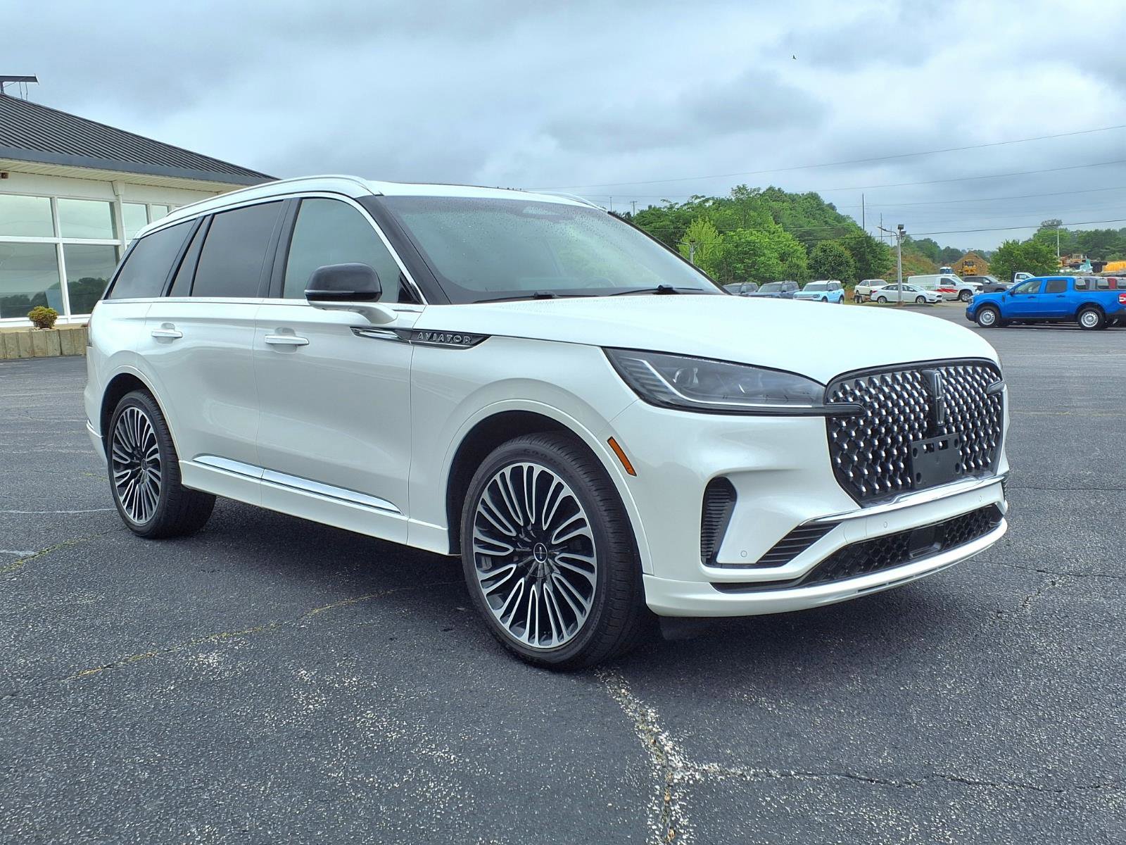 Used 2025 Lincoln Aviator Black Label