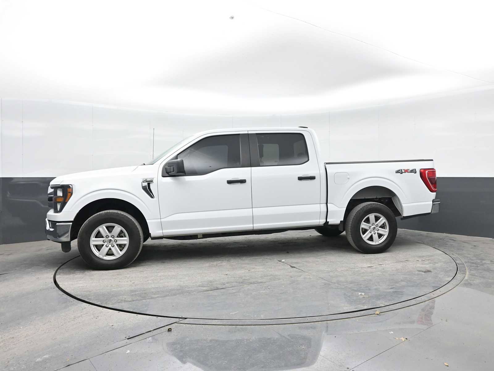 Used 2023 Ford F150 XLT image 4