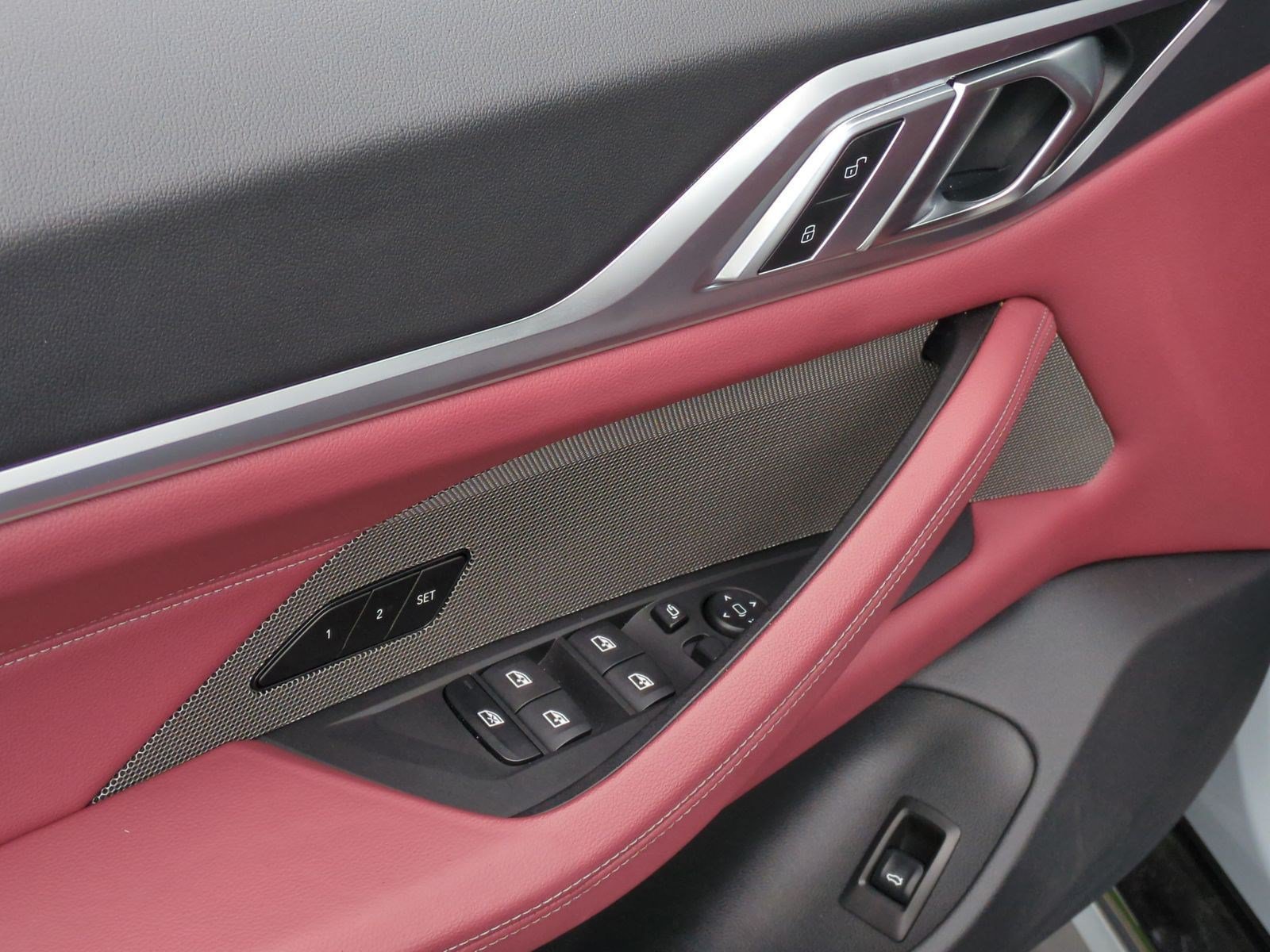 Used 2025 BMW M440i RWD image 15