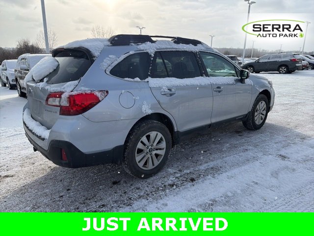Used 2019 Subaru Outback 2.5i Premium w/ Popular Package #2 image 3