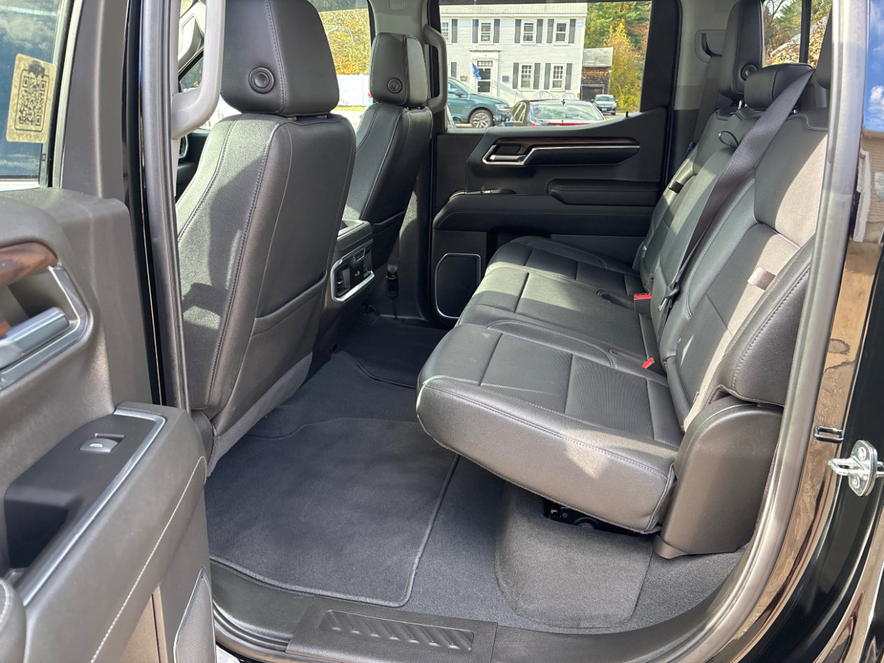 Used 2022 GMC Sierra 1500 SLT w/ SLT Premium Plus Package image 12