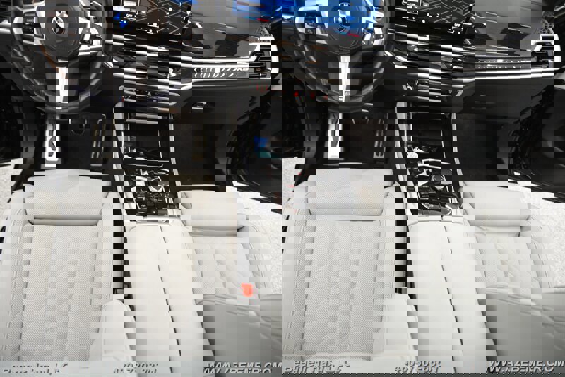 Used 2024 BMW X5 xDrive40i w/ M Sport Package image 17