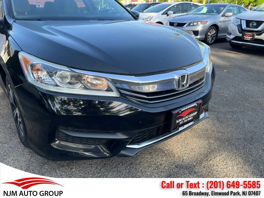 Used 2017 Honda Accord LX image 2
