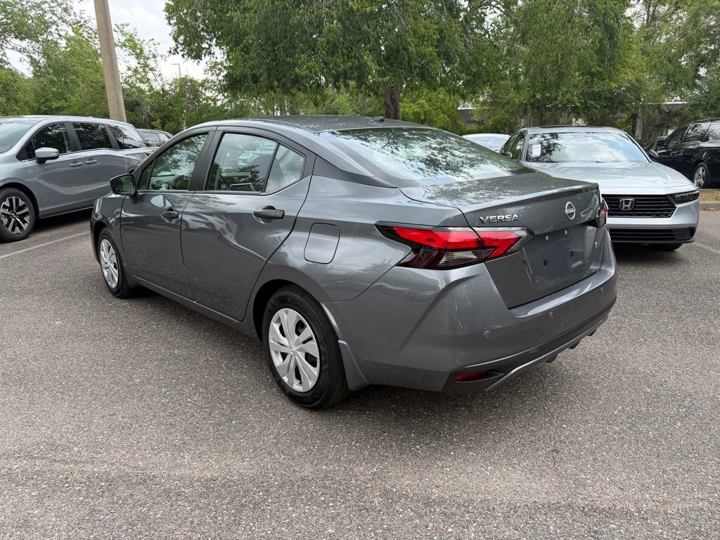 Used 2025 Nissan Versa S w/ Trunk Package FWD image 4