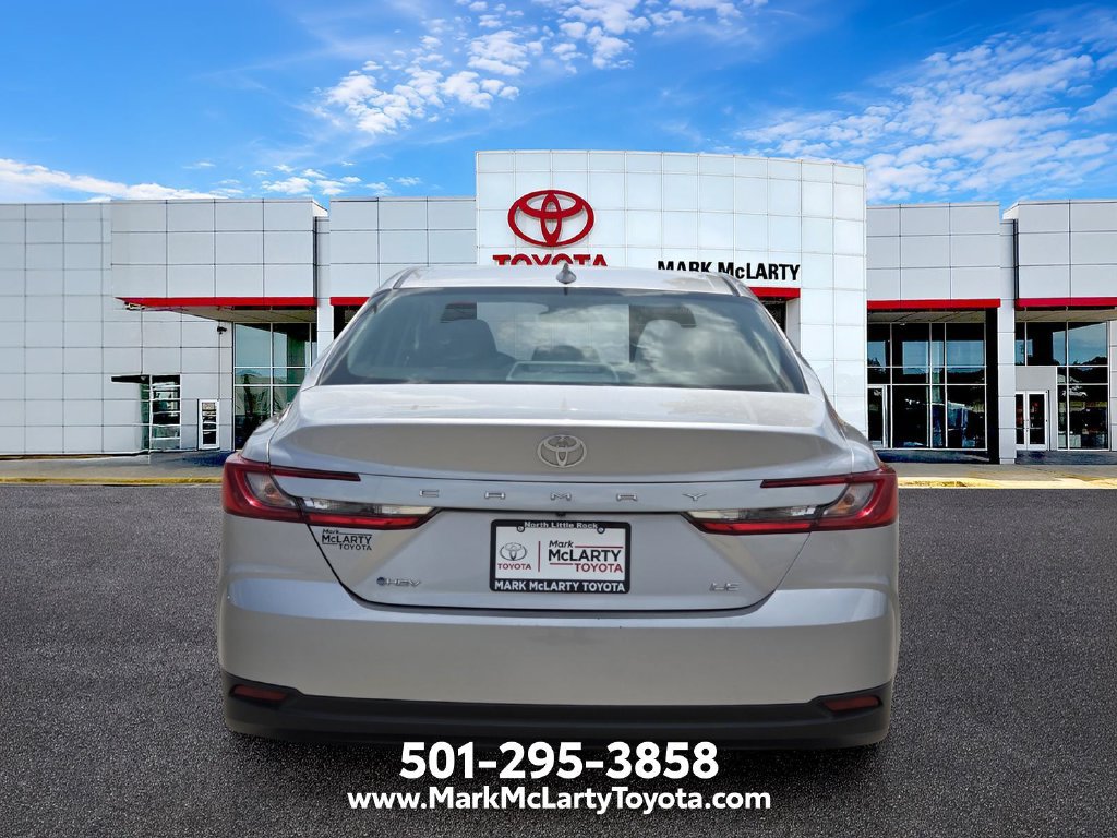 Used 2025 Toyota Camry LE FWD image 4