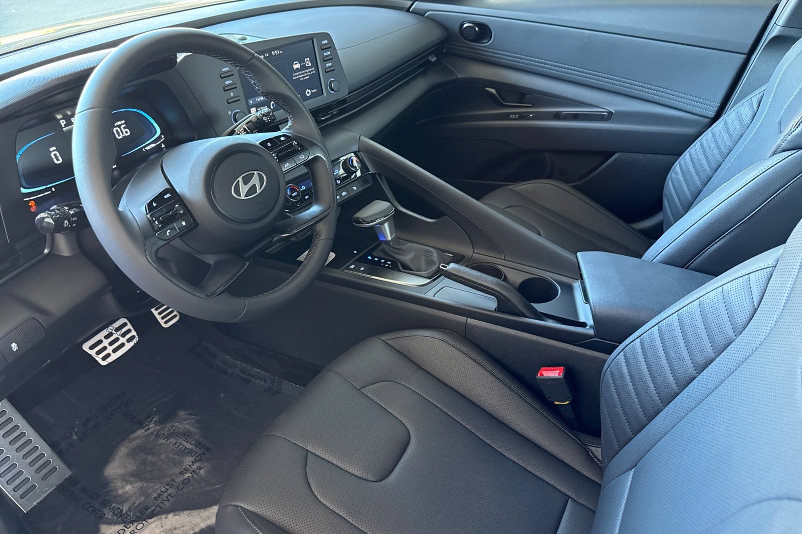 New 2026 Hyundai Elantra SEL Sport FWD image 9