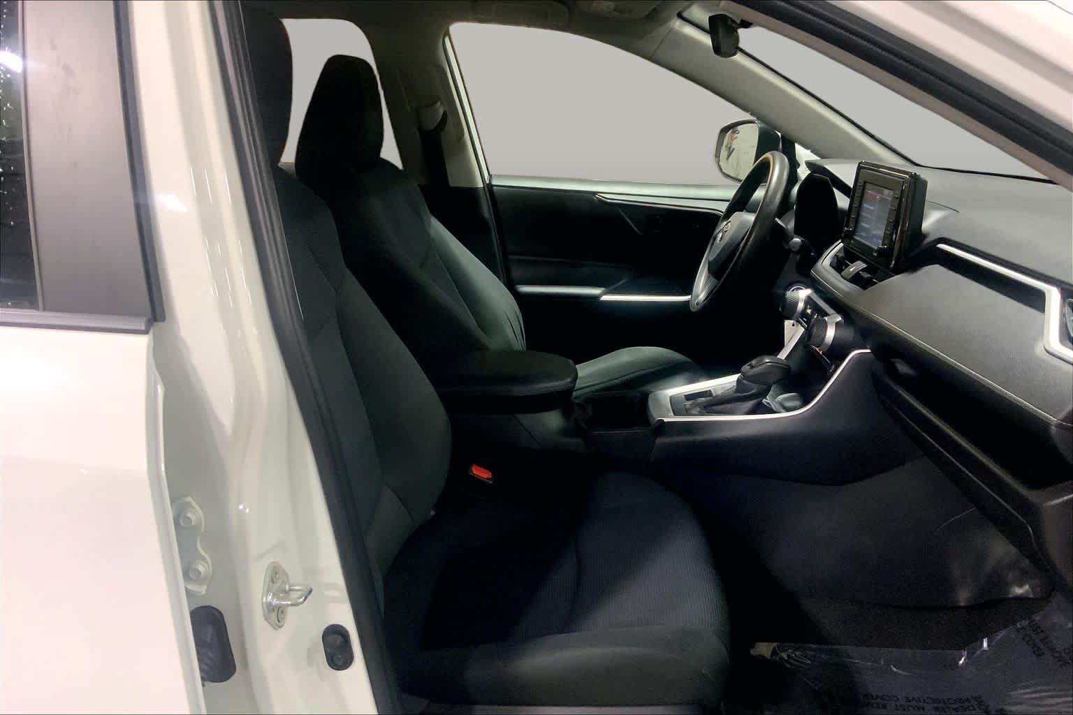 Used 2020 Toyota RAV4 LE w/ All Weather Liner Package AWD/4WD image 9