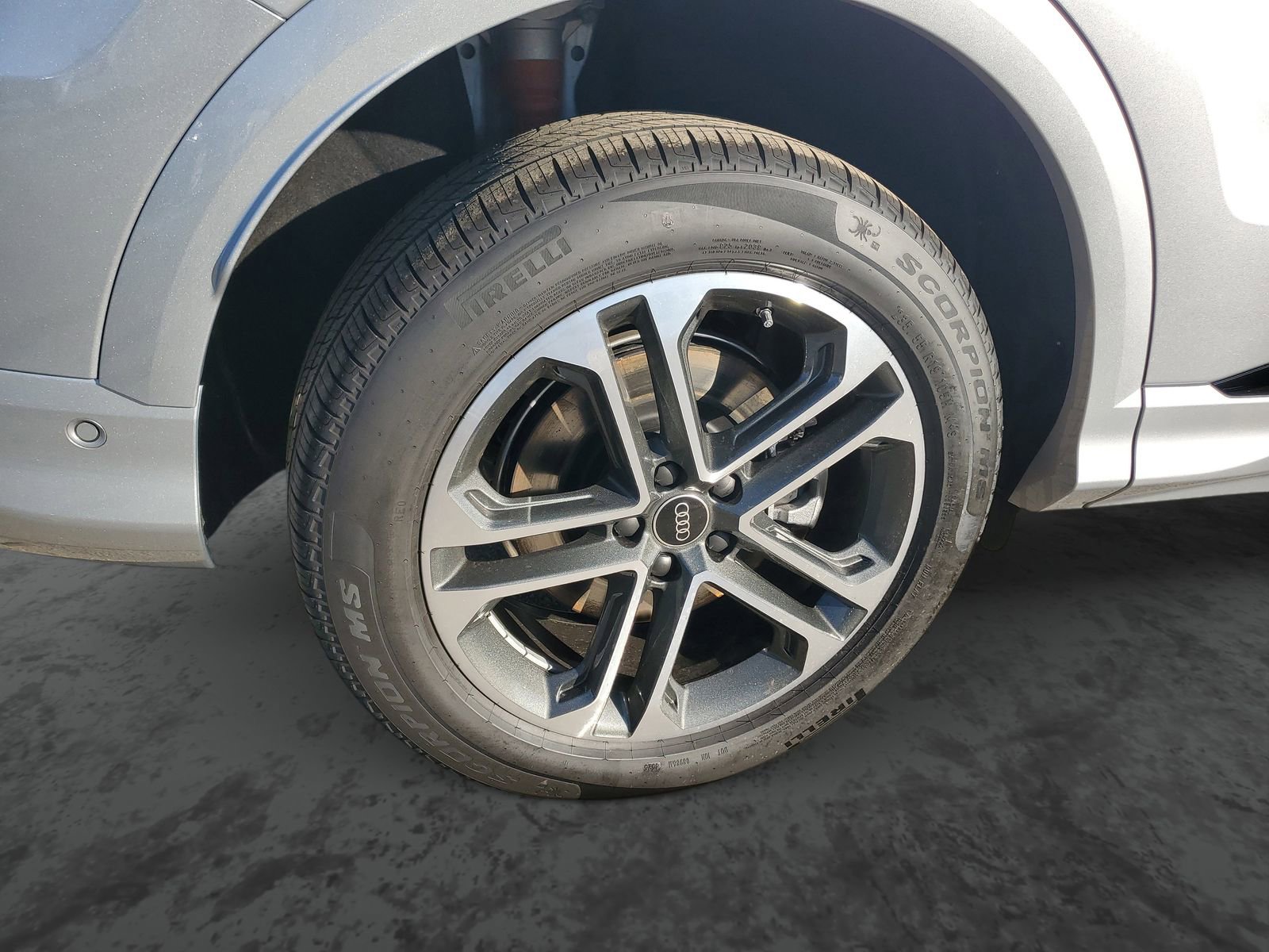 New 2025 Audi Q5 Premium Plus image 5