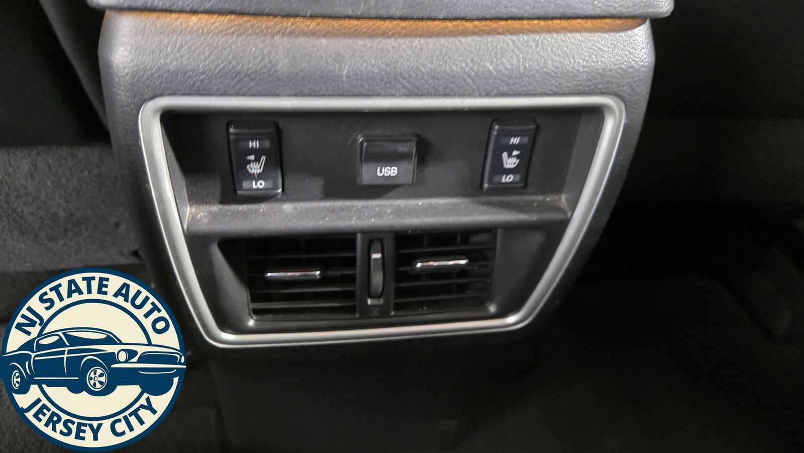 Used 2017 Nissan Murano Platinum w/ Platinum Technology Package AWD/4WD image 29