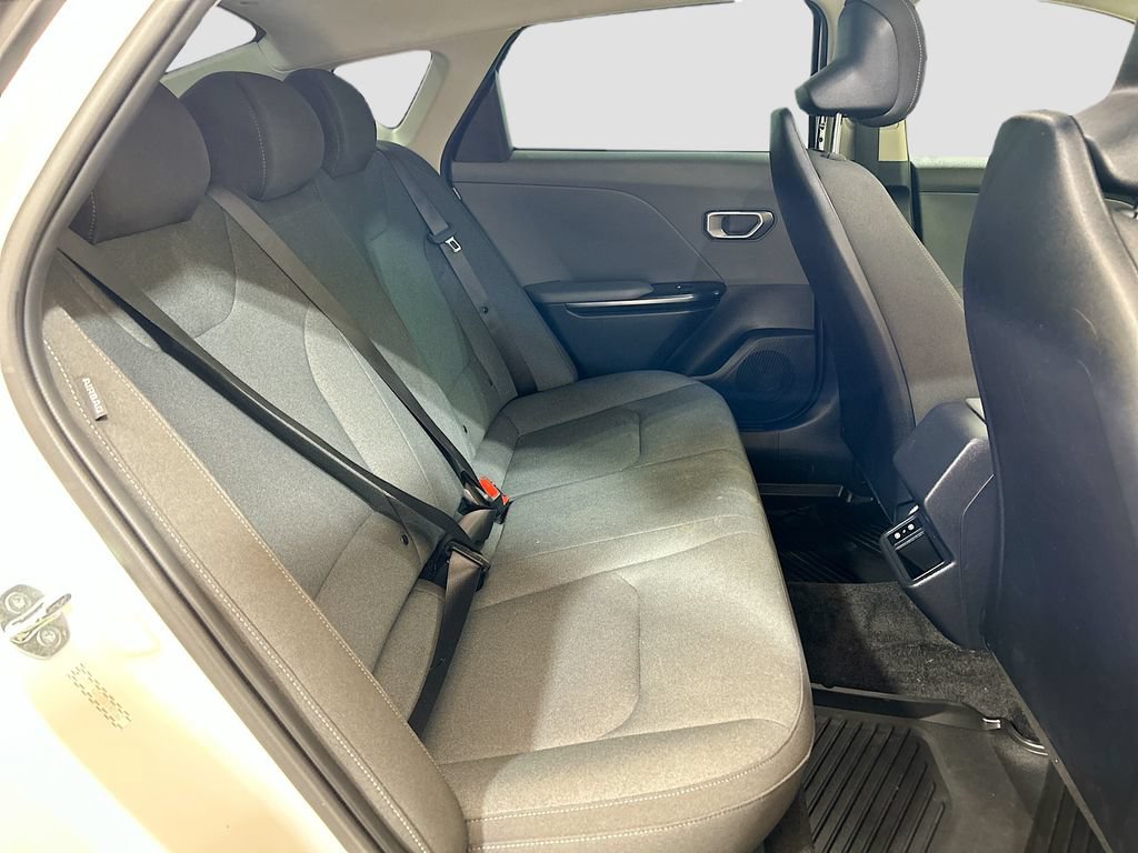 Used 2025 Kia K4 FWD image 22