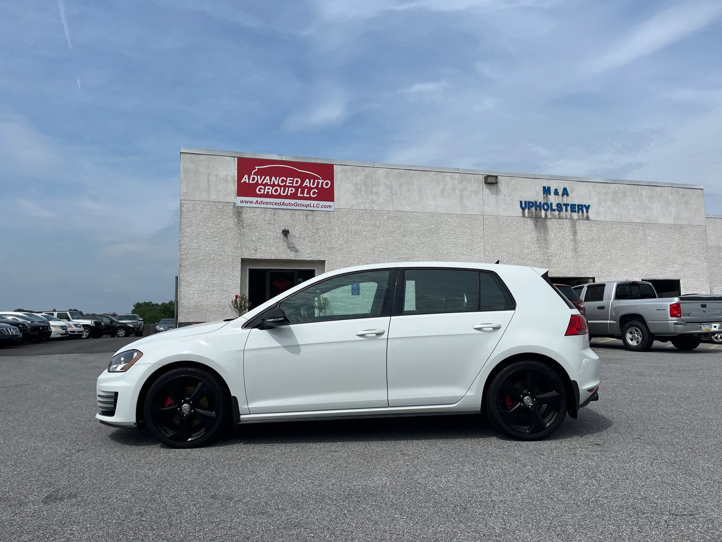 Used 2016 Volkswagen GTI S FWD image 31
