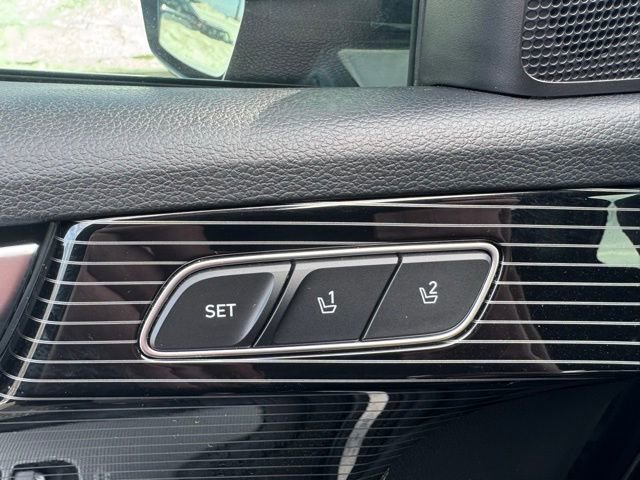 Used 2023 Hyundai Palisade Calligraphy image 24