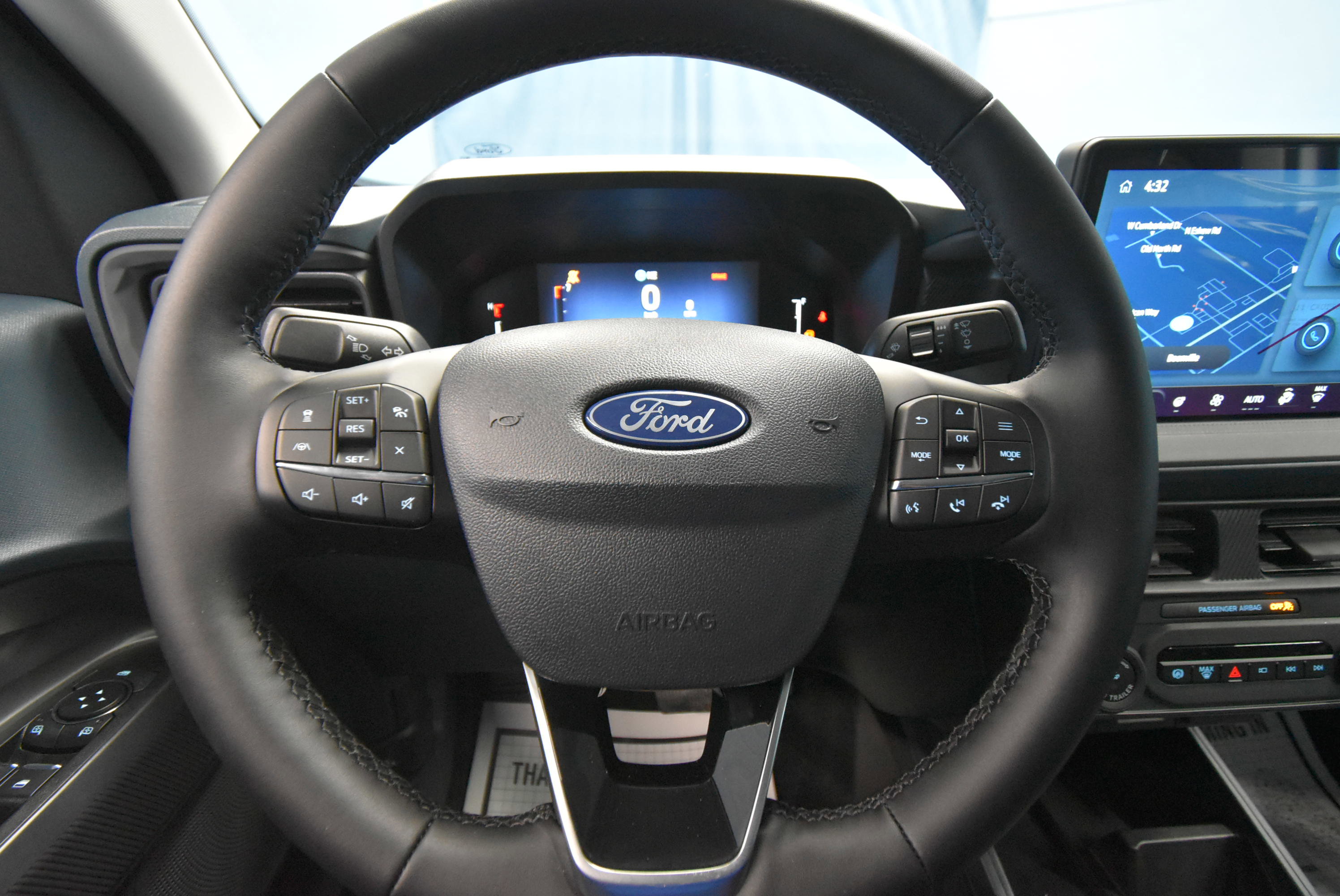 New 2026 Ford Maverick Lariat w/ Black Appearance Package AWD/4WD image 8