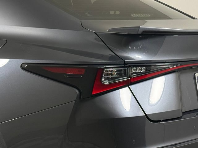 Certified 2021 Lexus IS 300 w/ Comfort Package RWD image 17