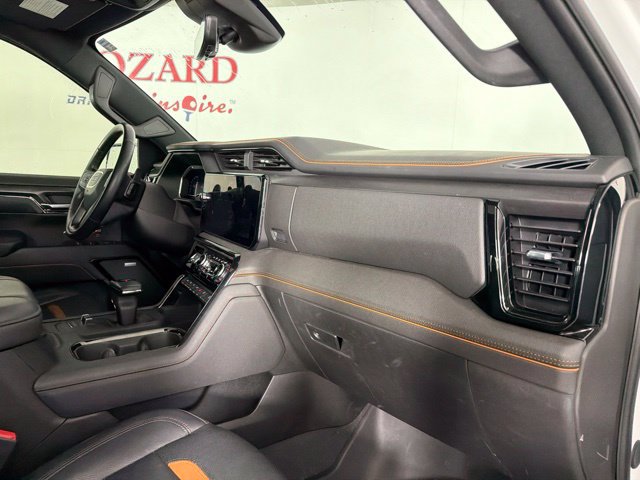 Used 2024 GMC Sierra 1500 AT4 w/ Technology Package AWD/4WD image 36