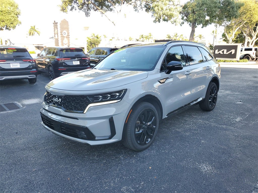 Certified 2023 Kia Sorento SX image 3