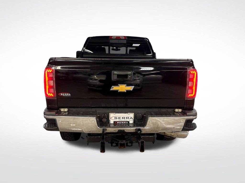Used 2015 Chevrolet Silverado 2500 LTZ w/ LTZ Plus Package AWD/4WD image 4