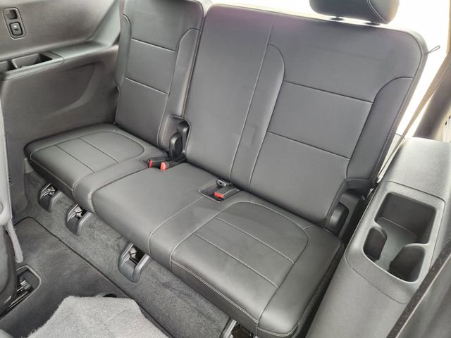 Used 2023 Chevrolet Traverse LT w/ LT Premium Package FWD image 33