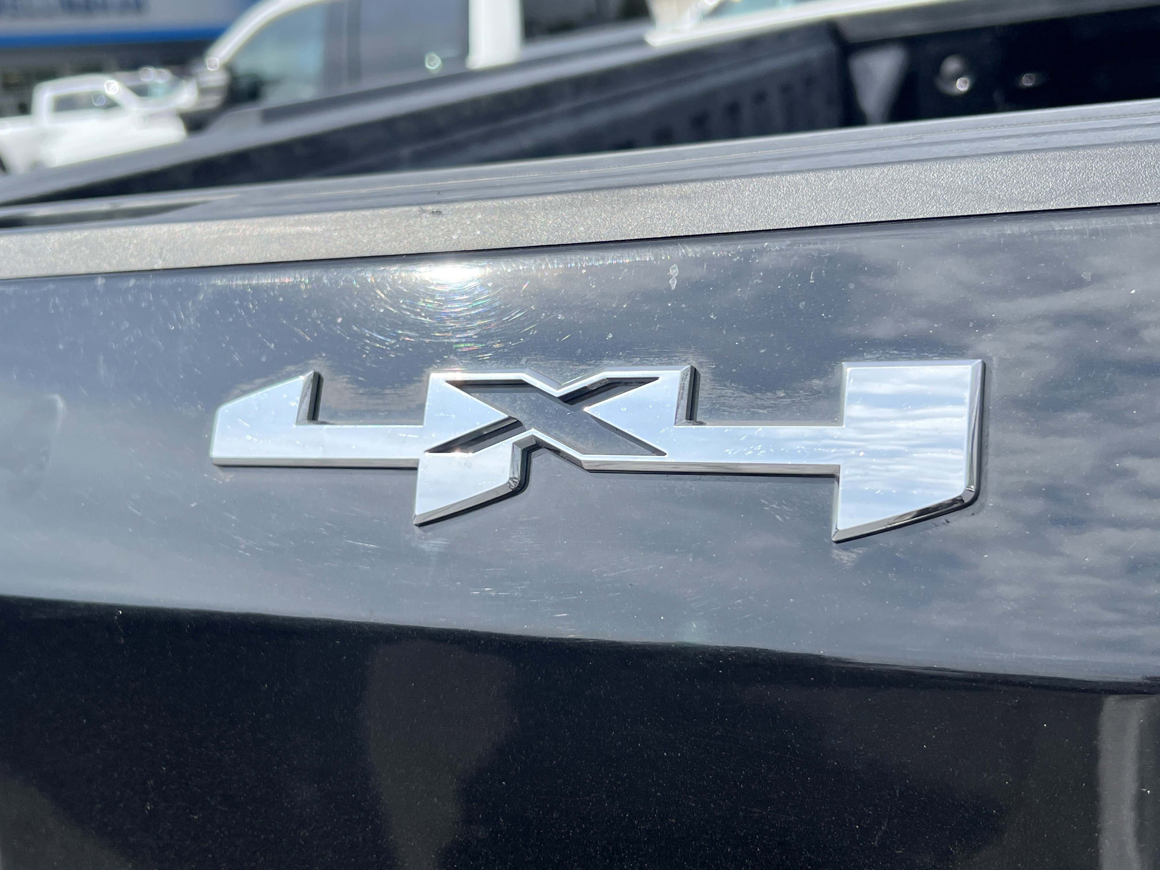 Used 2024 GMC Sierra 1500 Elevation image 9