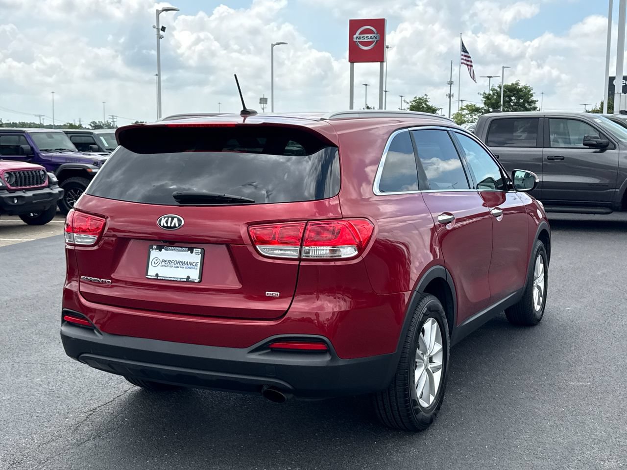 Used 2017 Kia Sorento FWD image 3