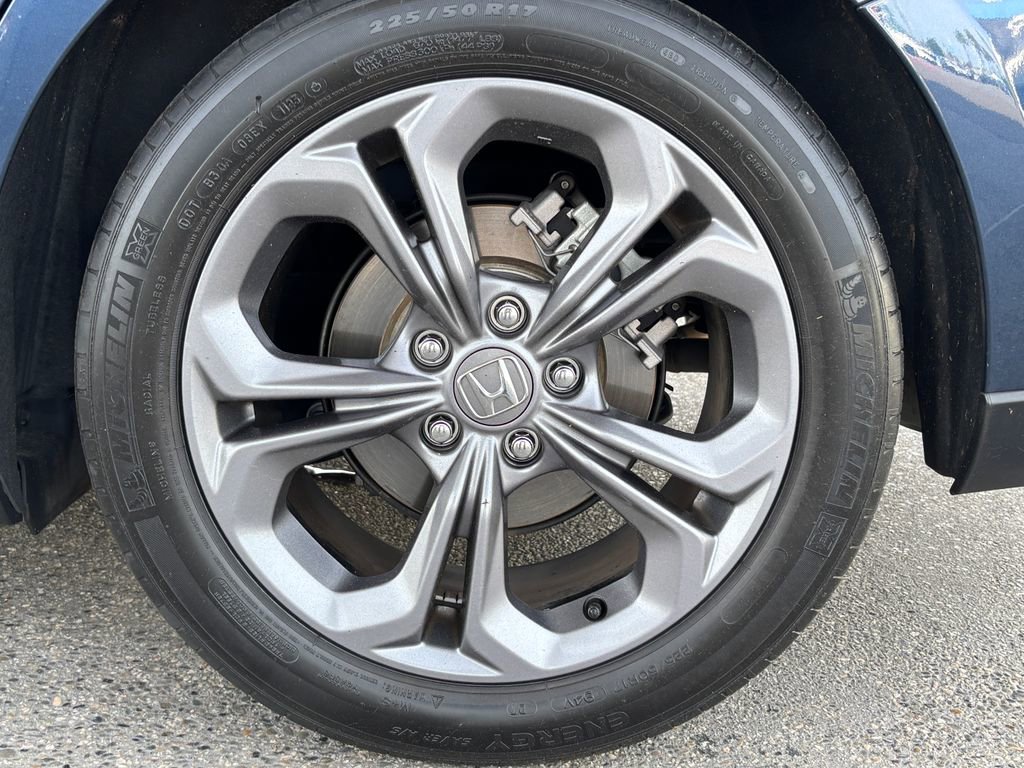 Used 2023 Honda Accord EX image 31