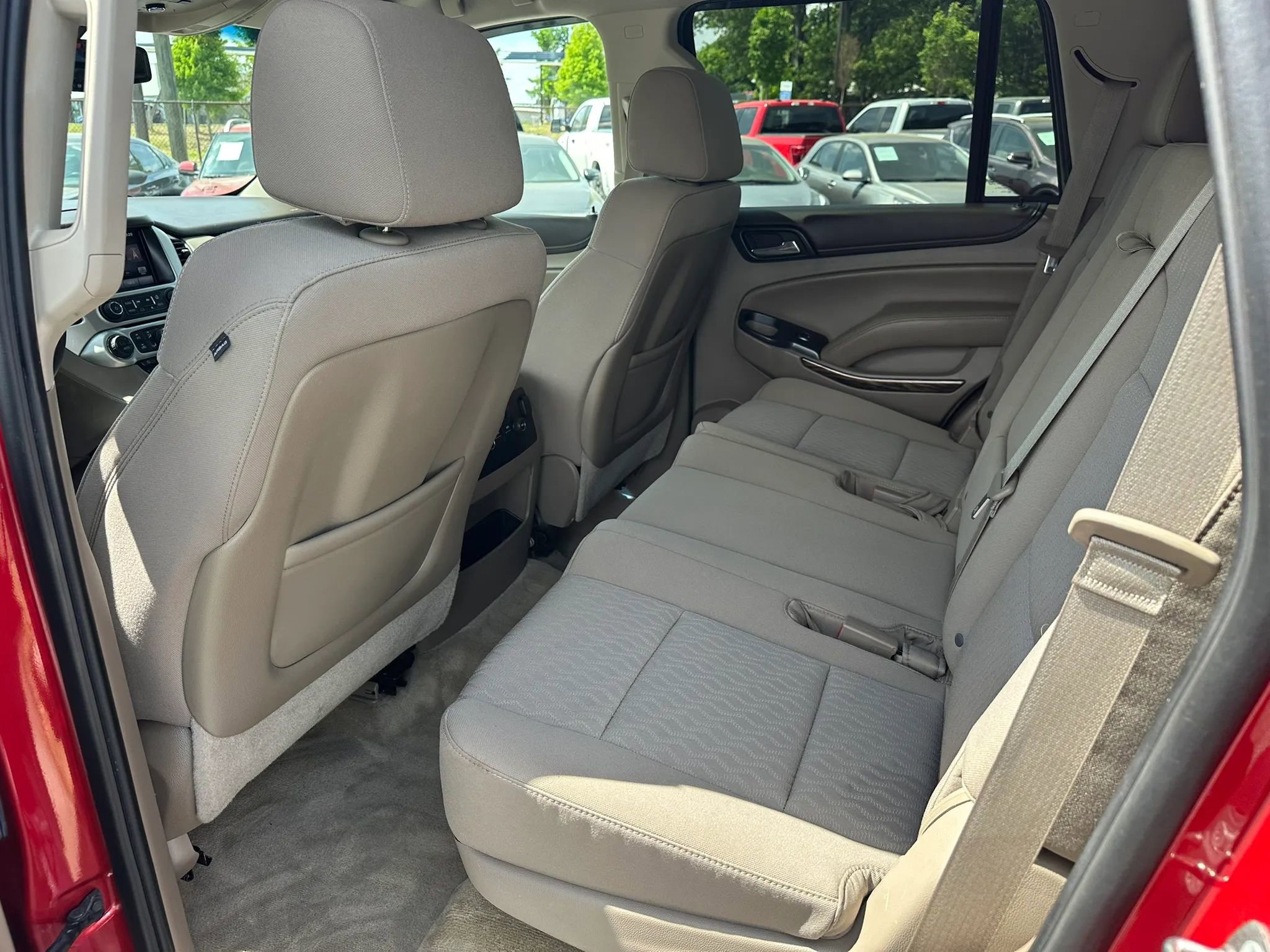 Used 2015 GMC Yukon SLE w/ Convenience Package RWD image 19