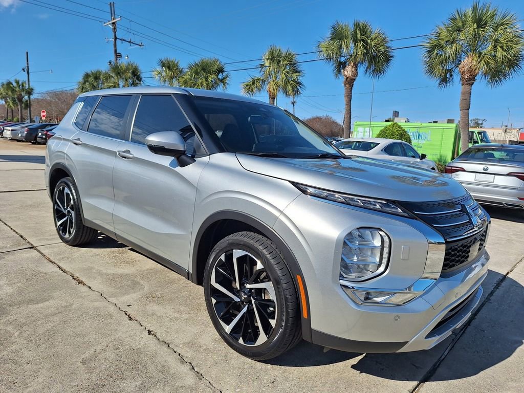 Used 2024 Mitsubishi Outlander Ralliart image 9