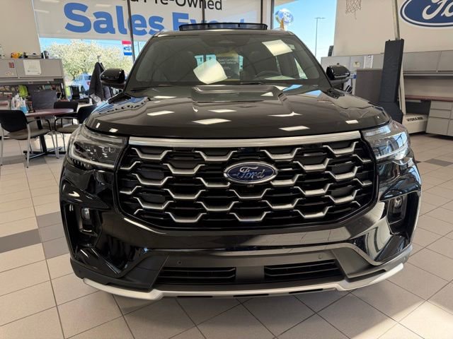 Used 2025 Ford Explorer Platinum w/ Ultimate Package AWD/4WD image 4
