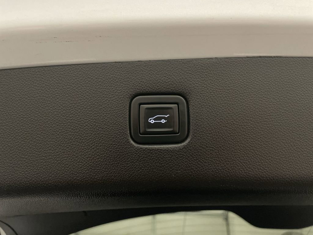 Used 2021 Chevrolet Blazer RS w/ Enhanced Convenience Package AWD/4WD image 31