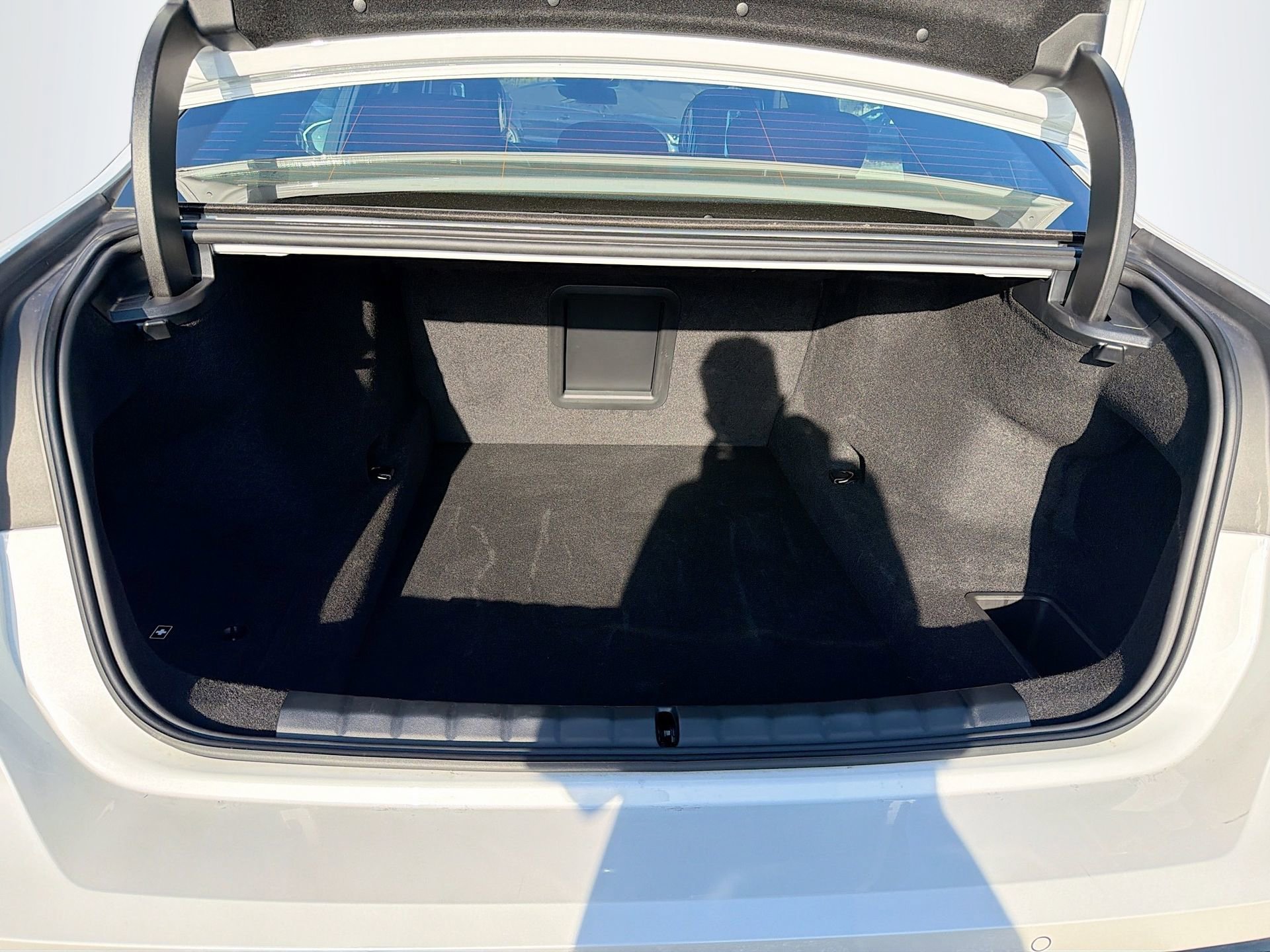 Certified 2025 BMW 740i xDrive image 13