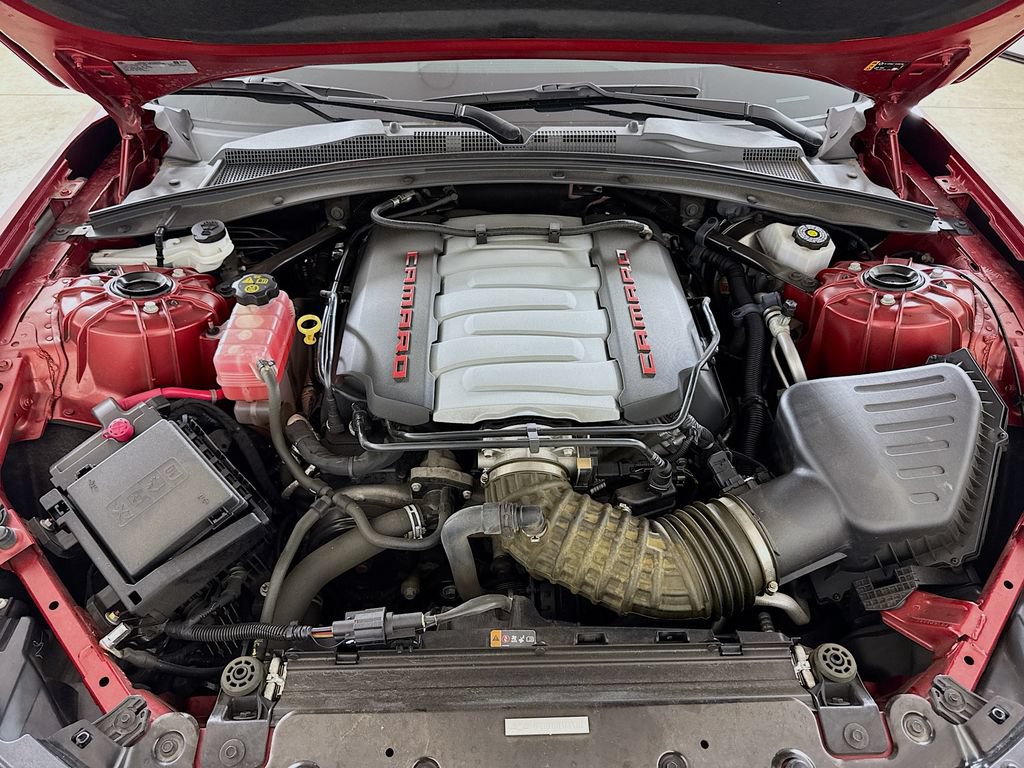 Used 2019 Chevrolet Camaro SS RWD image 23