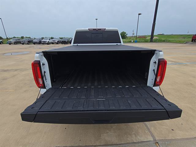Used 2023 GMC Sierra 2500 AT4 w/ AT4 Preferred Package AWD/4WD image 9