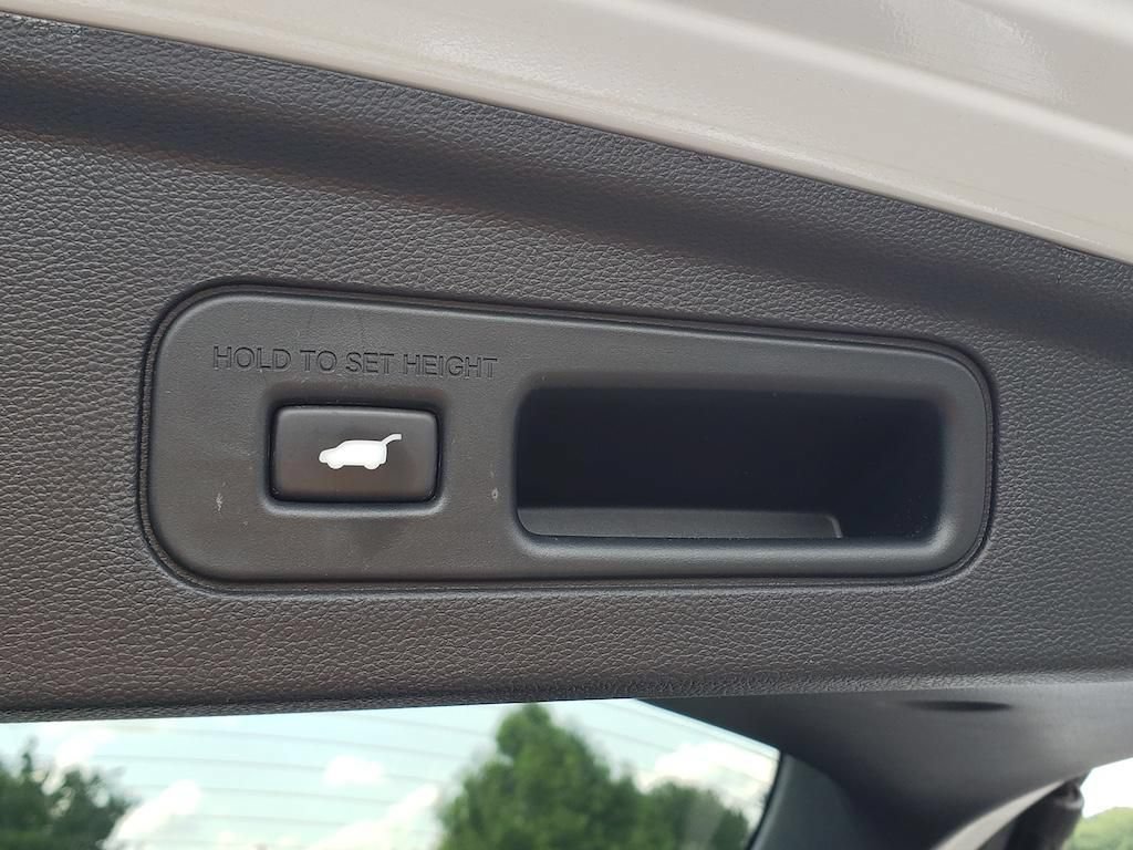Certified 2024 Acura MDX SH-AWD w/ Advance Package image 9