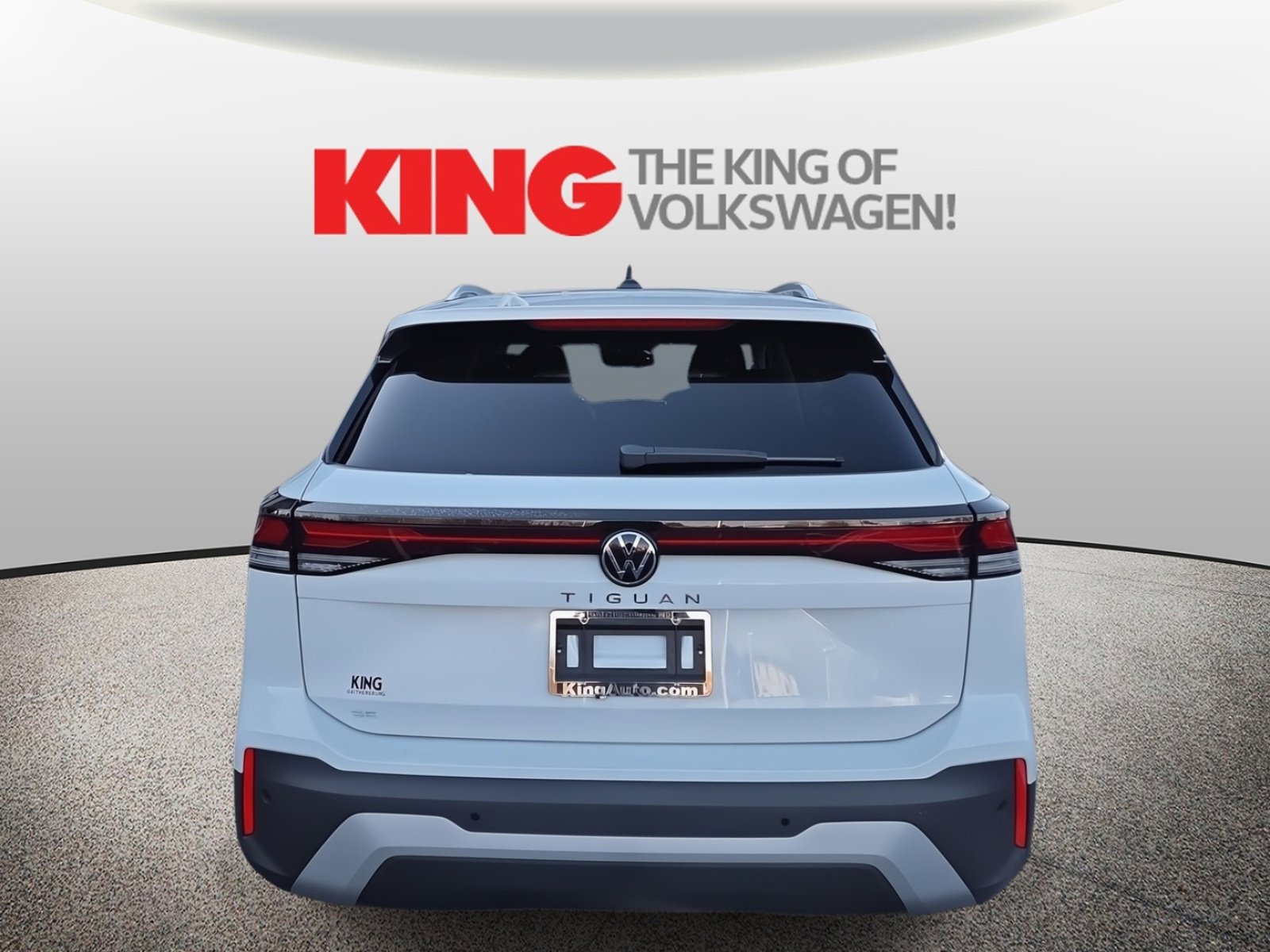 New 2026 Volkswagen Tiguan SE image 4